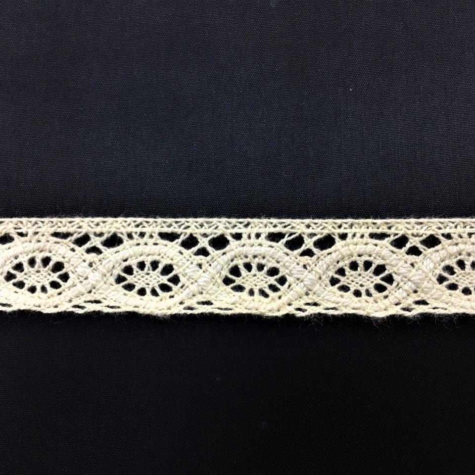 Δαντέλα Βαμβακερή-Κοπανέλι Εκρού 2εκ. κωδ.0200 - Image 1