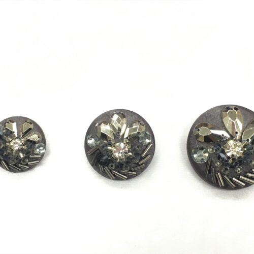 Κουμπί γκρι με στρας κωδ.80980 - Image 1