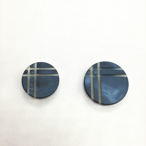 Κουμπί μπλε ραφ με διάφανες γραμμές κωδ.Κ2 - Image 1