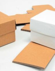 Κουτάκι Χάρτινο σε διάσταση 6,5 x 6,5 x 5εκ κωδ.0506253