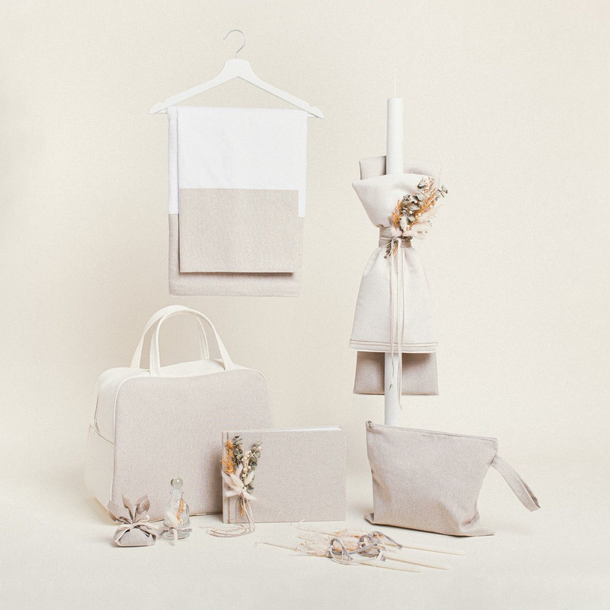 Σετ Βάπτισης Μπεζ Χρυσό Lurex κωδ.331114